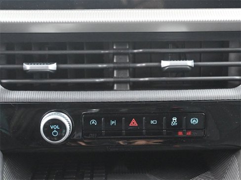 Used 2025 Ford Explorer ST-Line w/ Premium Package image 19