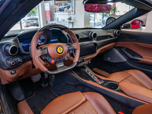 Used 2022 Ferrari Portofino M image 9