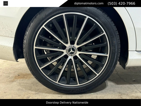 Used 2021 Mercedes-Benz C 300 Sedan w/ Premium Package image 19