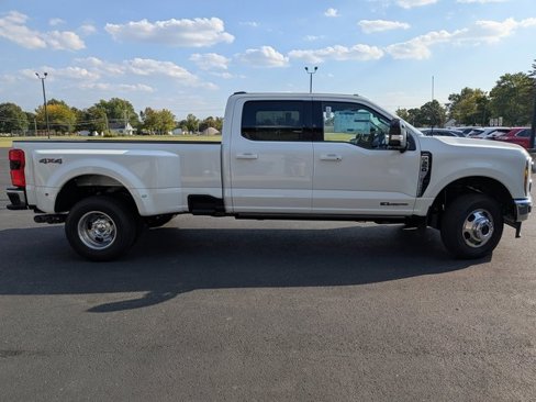 New 2026 Ford F350 Lariat image 4