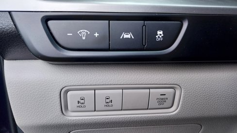 Used 2024 Kia Carnival LX image 30