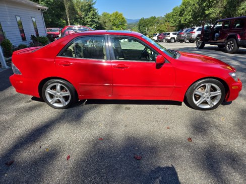Used 2005 Lexus IS 300 image 6