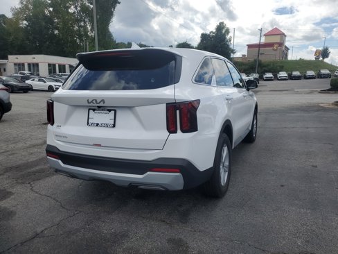 New 2026 Kia Sorento LX image 6