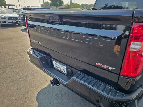 Used 2024 Chevrolet Silverado 1500 RST image 17