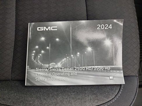 Used 2024 GMC Sierra 3500 SLE w/ SLE Convenience Package image 33