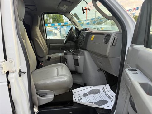 Used 2014 Ford E-350 and Econoline 350 Super Duty image 24