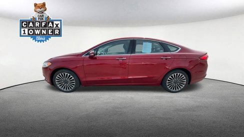 Used 2017 Ford Fusion SE w/ Fusion SE Technology Package image 6