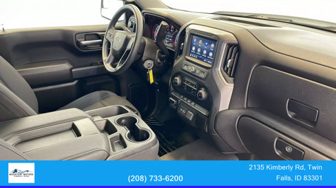 Used 2021 Chevrolet Silverado 1500 Custom Trail Boss w/ LPO, Dark Essentials Package image 32
