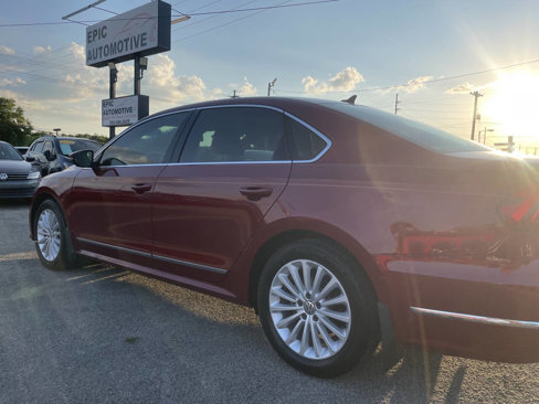 Used 2017 Volkswagen Passat 1.8T SE image 5