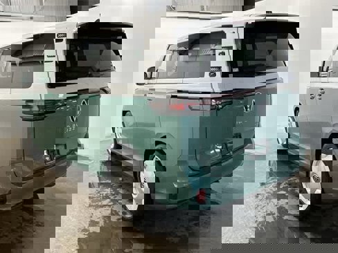 New 2025 Volkswagen ID. Buzz 1st Edition image 32