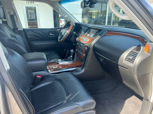 Used 2015 INFINITI QX80 4WD image 10
