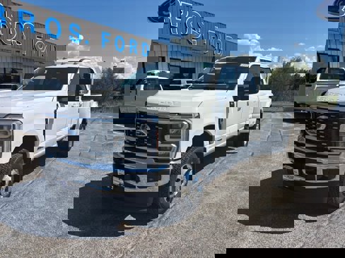 New 2025 Ford F350 Lariat image 2