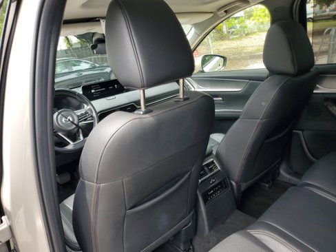 Used 2024 MAZDA CX-90 3.3 Turbo w/ Preferred Plus image 14