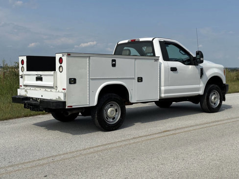 Used 2017 Ford F250 XL w/ Power Equipment Group image 9