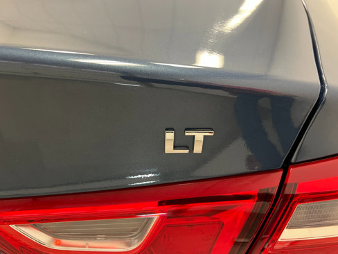 Used 2024 Chevrolet Malibu LT image 15
