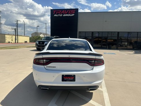 Used 2023 Dodge Charger SXT w/ Blacktop Package image 8