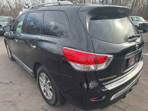Used 2015 Nissan Pathfinder SL w/ SL Tech Package image 7