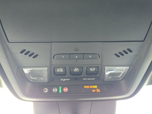 Used 2025 Cadillac XT4 Sport image 40