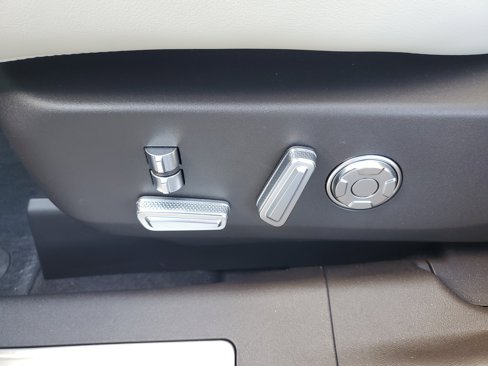 New 2025 Lincoln Nautilus Black Label w/ Jet Appearance Package image 12