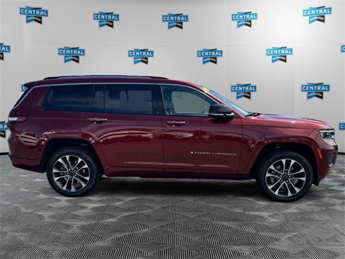 Certified 2023 Jeep Grand Cherokee L Overland w/ Luxury Tech Group IV image 7