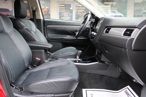 Used 2020 Mitsubishi Outlander SEL image 7