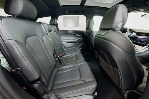 New 2025 Audi Q7 3.0T Prestige image 25