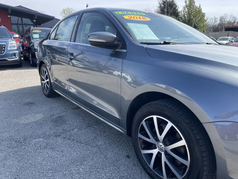 Used 2018 Volkswagen Jetta SE image 12