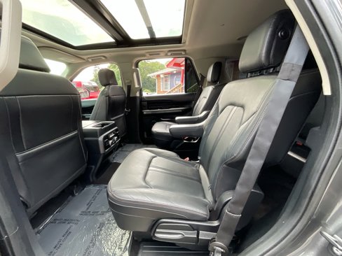 Used 2020 Ford Expedition Platinum image 28