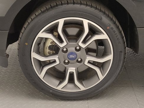 Used 2020 Ford EcoSport SES image 31