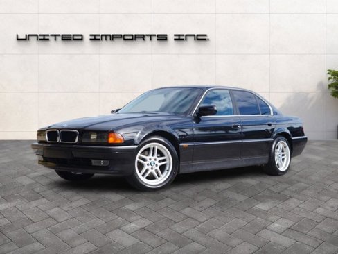 Used 1998 BMW 735i image 1