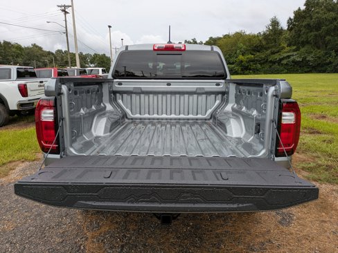New 2026 GMC Canyon Elevation w/ Convenience Package image 14