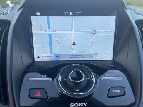 Used 2017 Ford Escape Titanium image 26