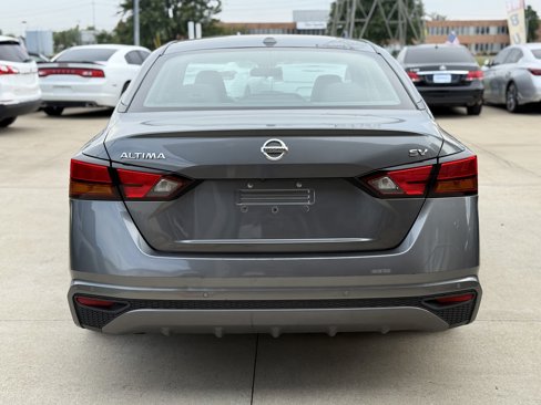 Used 2021 Nissan Altima 2.5 SV image 6