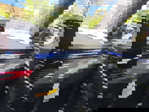 New 2026 BMW M5 w/ Executive Package image 28