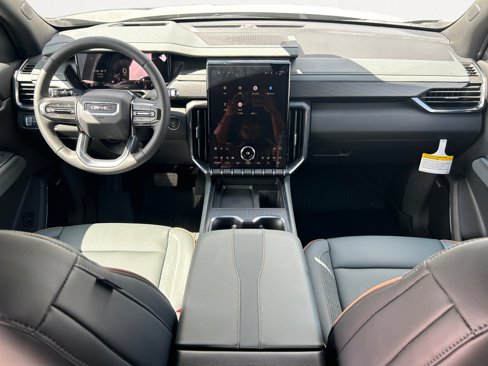 New 2026 GMC Acadia AT4 w/ Luxury Package image 3