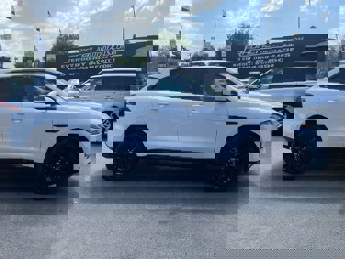 Used 2023 Jaguar F-PACE S image 21