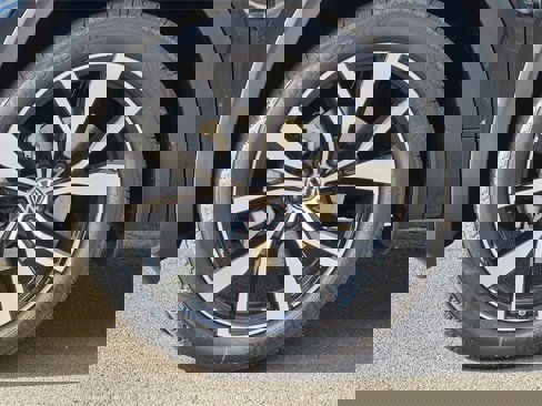 New 2026 Volkswagen Atlas SEL Premium R-Line image 10
