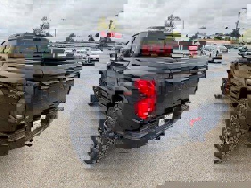 New 2026 Chevrolet Colorado ZR2 w/ Technology Package image 5