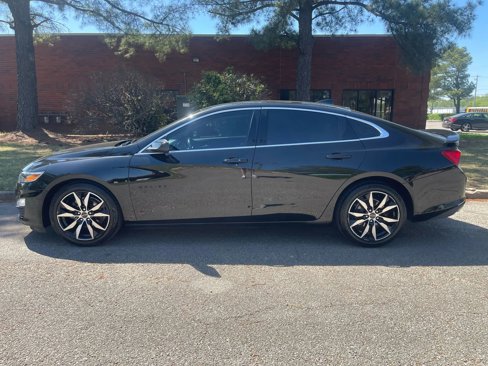 Used 2021 Chevrolet Malibu RS image 2
