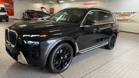 Used 2025 BMW X7 xDrive40i image 13