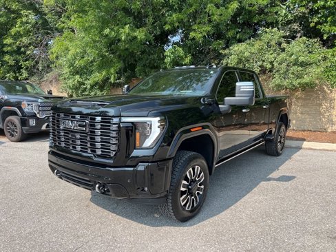 Used 2024 GMC Sierra 2500 Denali Ultimate w/ Max Trailering Package image 1