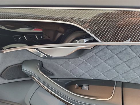 New 2025 Audi S8 image 18