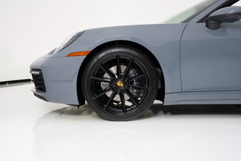 Used 2024 Porsche 911 Carrera image 11