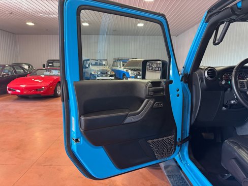 Used 2017 Jeep Wrangler Sport image 11