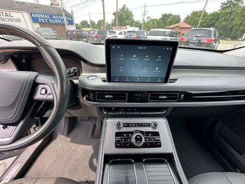 Used 2021 Lincoln Aviator Reserve w/ Class IV Trailer Tow Package image 22