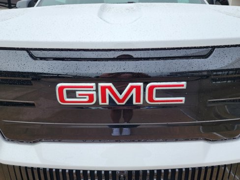New 2026 GMC Sierra EV Elevation image 14