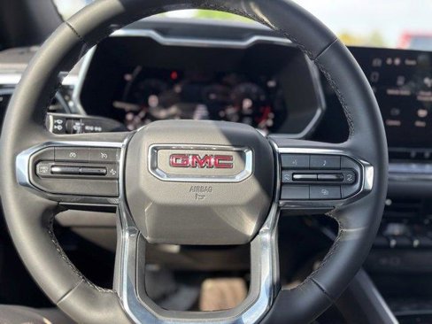 New 2025 GMC Canyon Elevation image 23