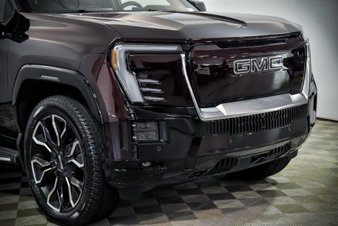 New 2025 GMC Sierra EV Denali image 2