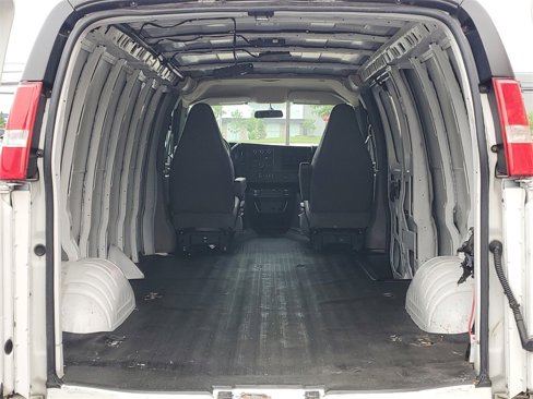 Used 2020 Chevrolet Express 2500 Extended w/ Driver Convenience Package image 7