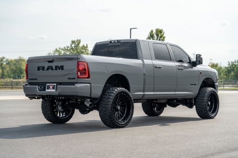 Used 2026 RAM 2500 Laramie w/ Night Edition image 13